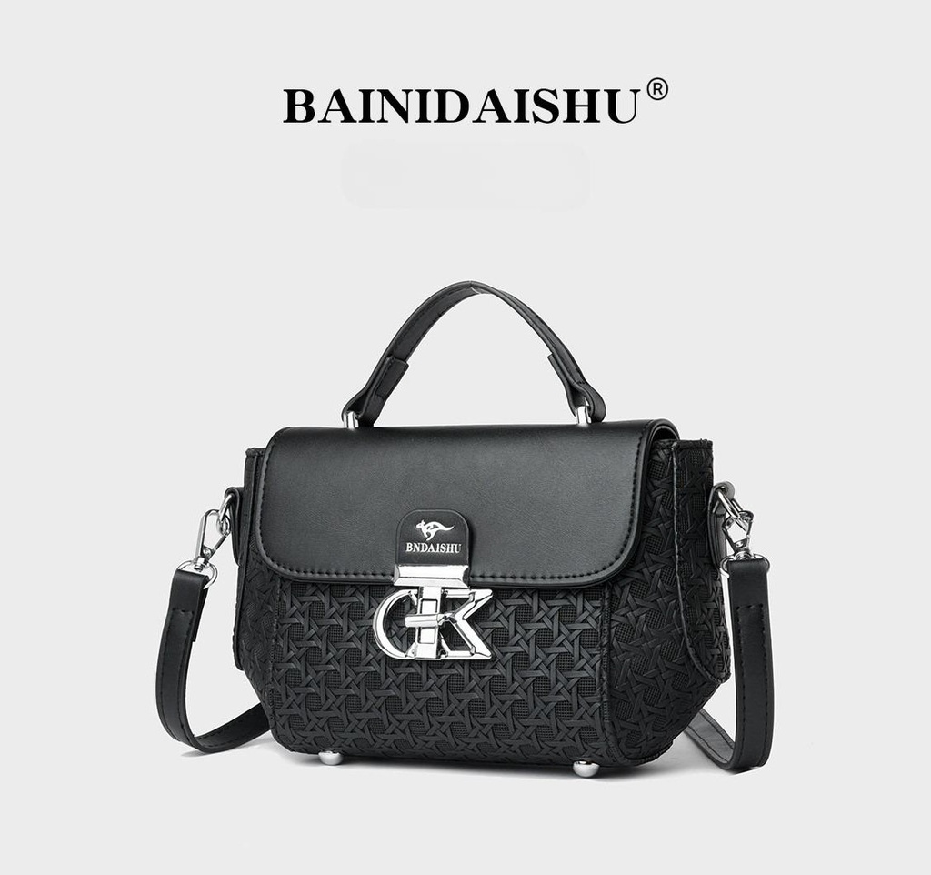 CR8661Black-8307