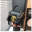 CR8702Black-6975