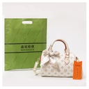 CR8650FlowerWhite-00137