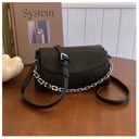 CR8682Black-2033