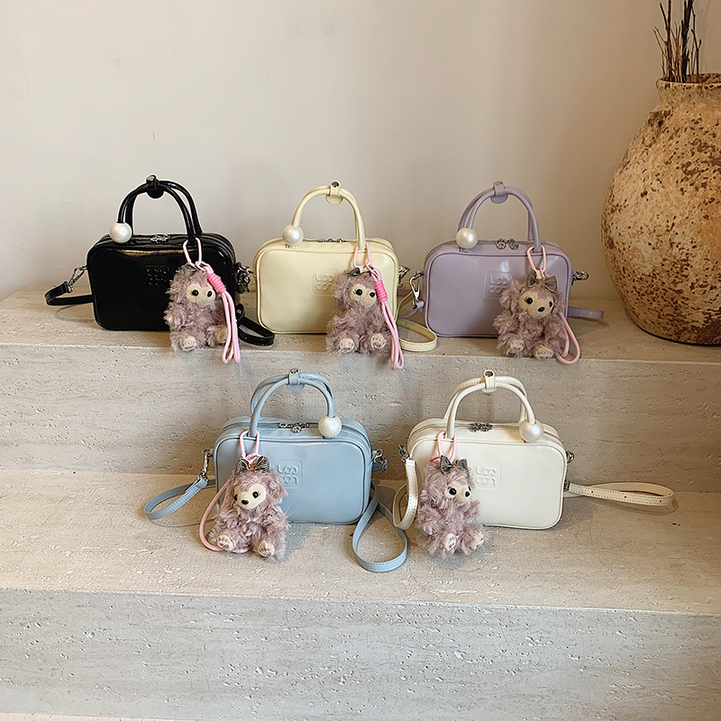 CR9232White-8025