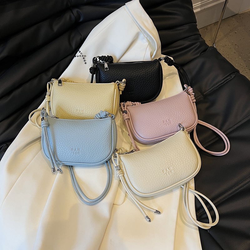 CR9238White-8823
