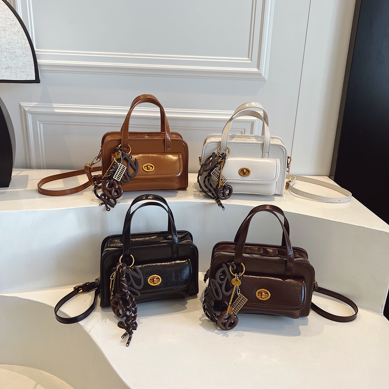 CR9241Brown-6082