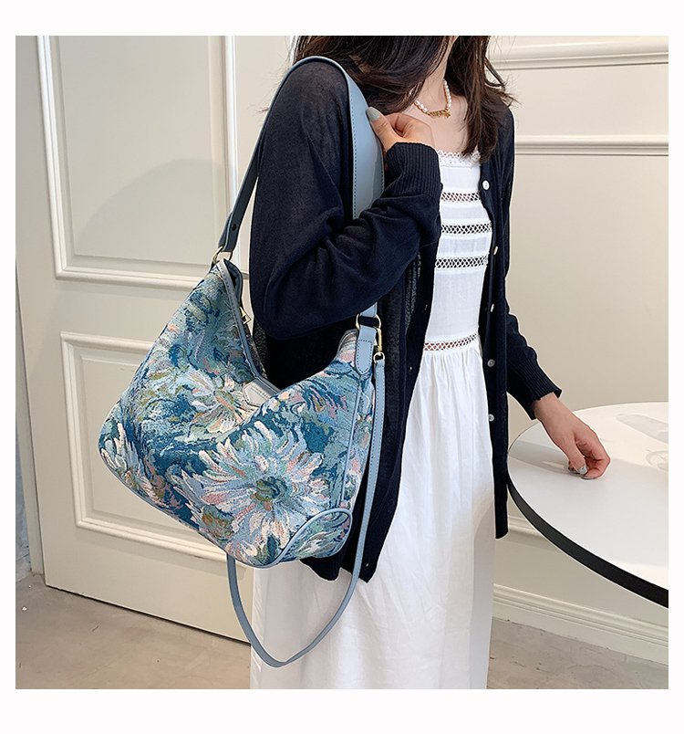 CR7809Blue
