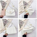 CR8075White