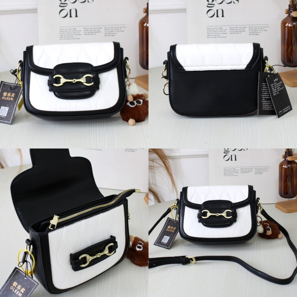 CR8128Black-1167