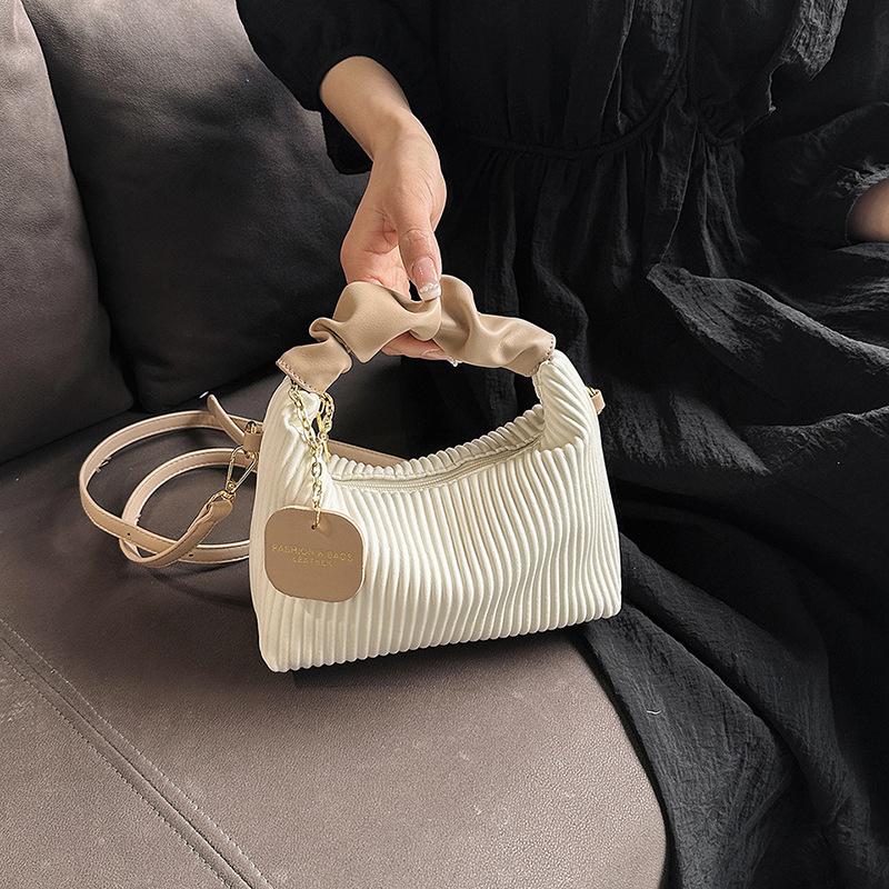 CR8144Khaki-521