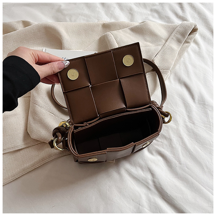 CR8716Coffee-8128