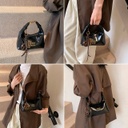 CR8869Black-2565