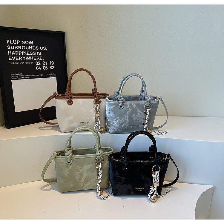 CR8940Silver-1039