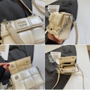 CR8979White-7398