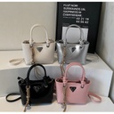 CR8970Black-5497
