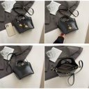CR8954Black-7016