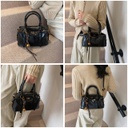 CR8998Black-M1220