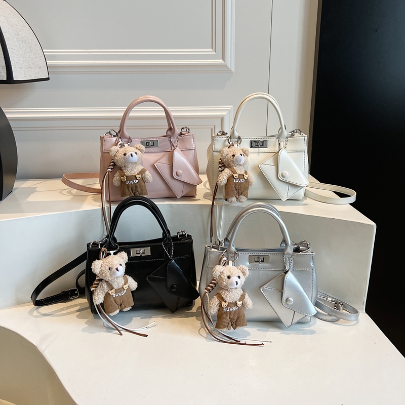 CR9143White-68789