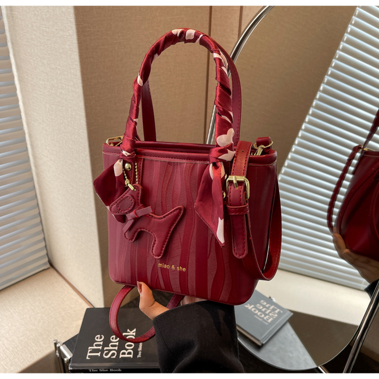 CR9151Maroon-8853