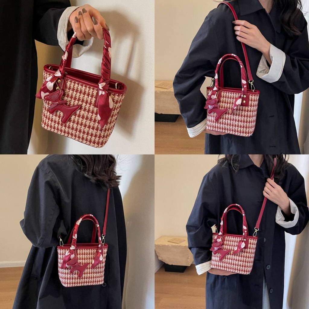 CR9151Red-8853