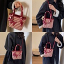 CR9151Red-8853