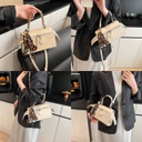 CR9275White-6881