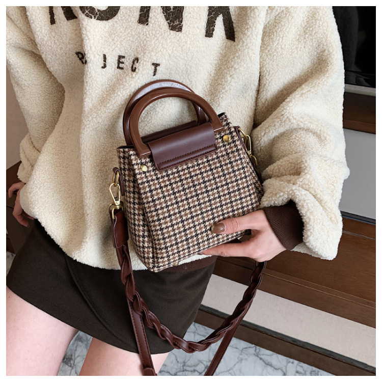 CR7771Brown