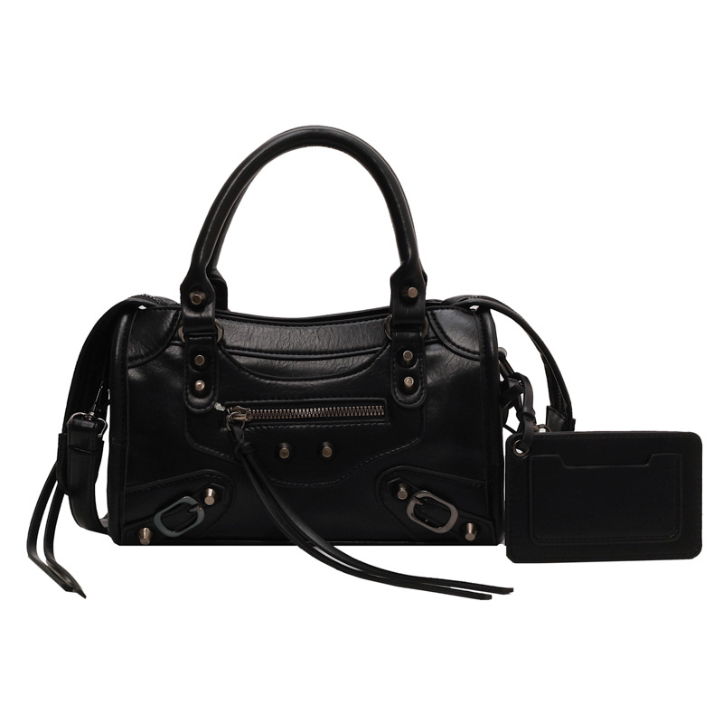 CR8266Black-23047