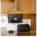 CR8303Black-1066