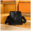 CR8470Black-3002