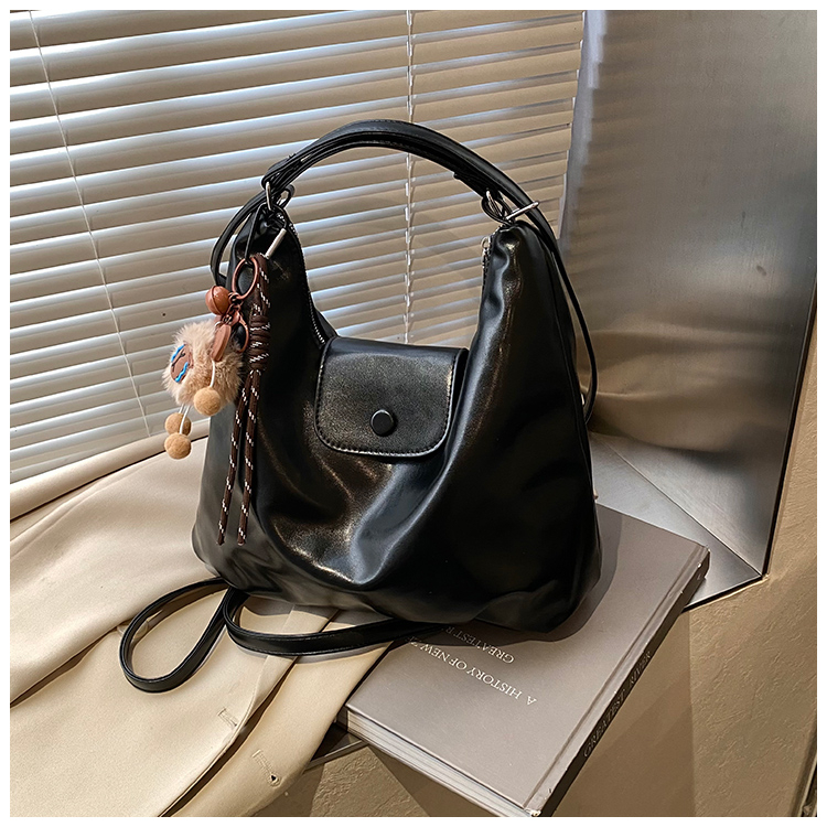 CR8876Black-8351