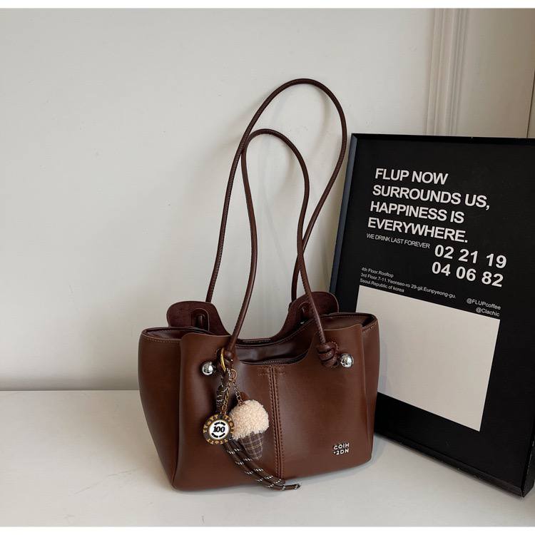 CR8883Brown-3026 Oleem