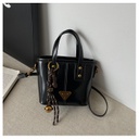 CR8963Black-7003