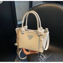 CR8970White-5497