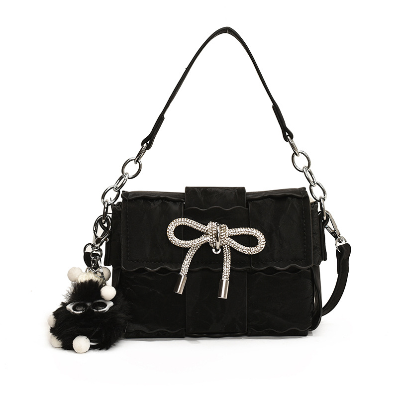 CR8973Black-333