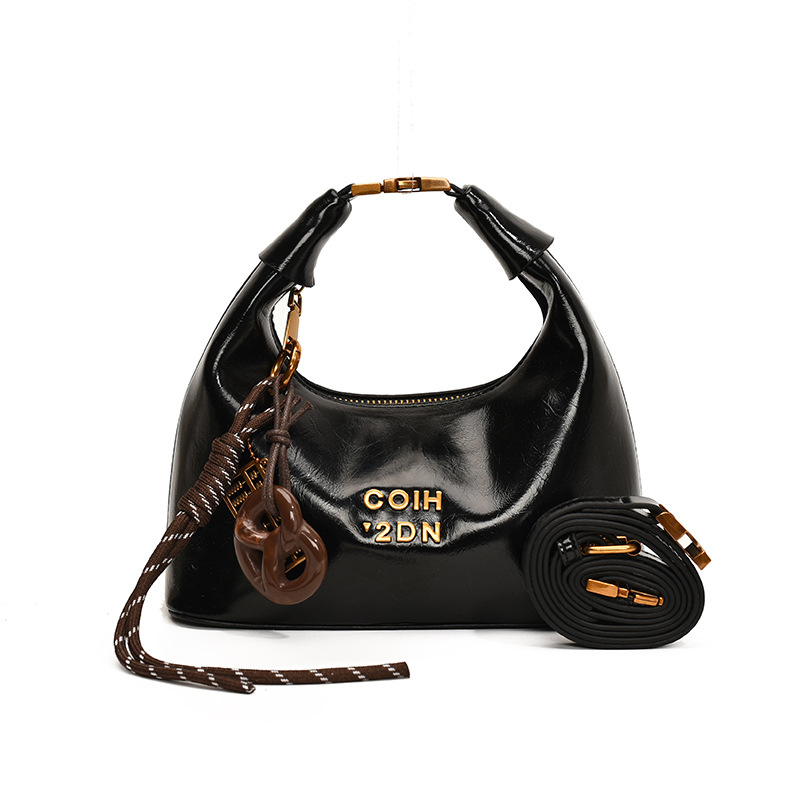 CR8869Black-2565