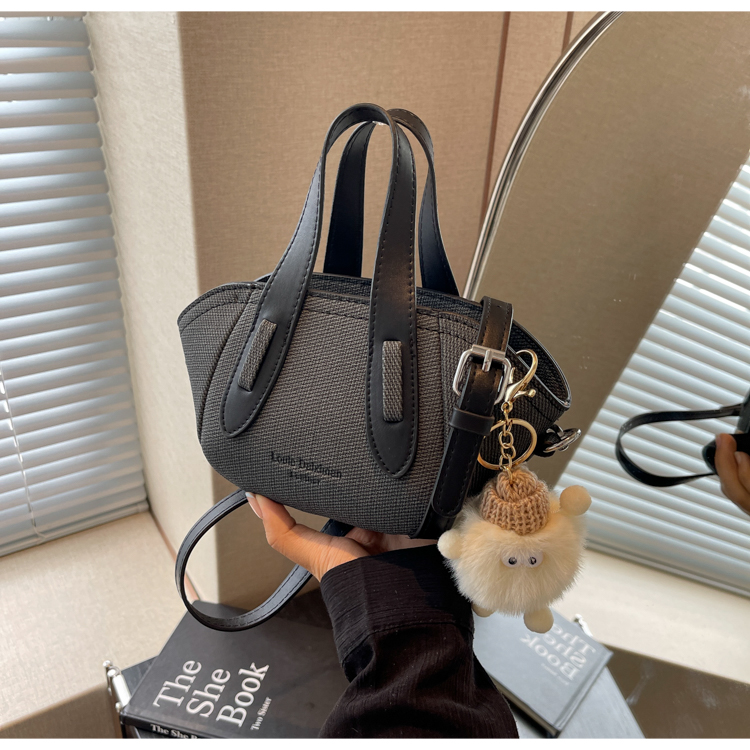 CR9065Black-3378