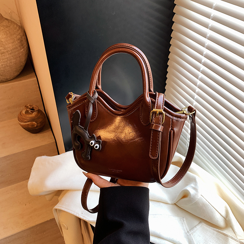 CR9108Brown-8756