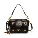 CR9122Black-630