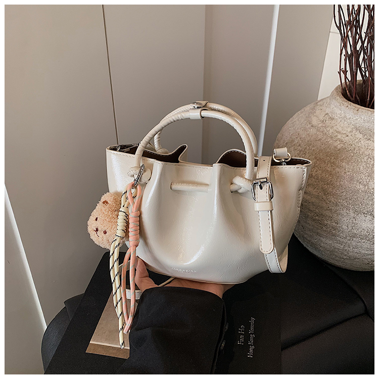 CR9123White-0013