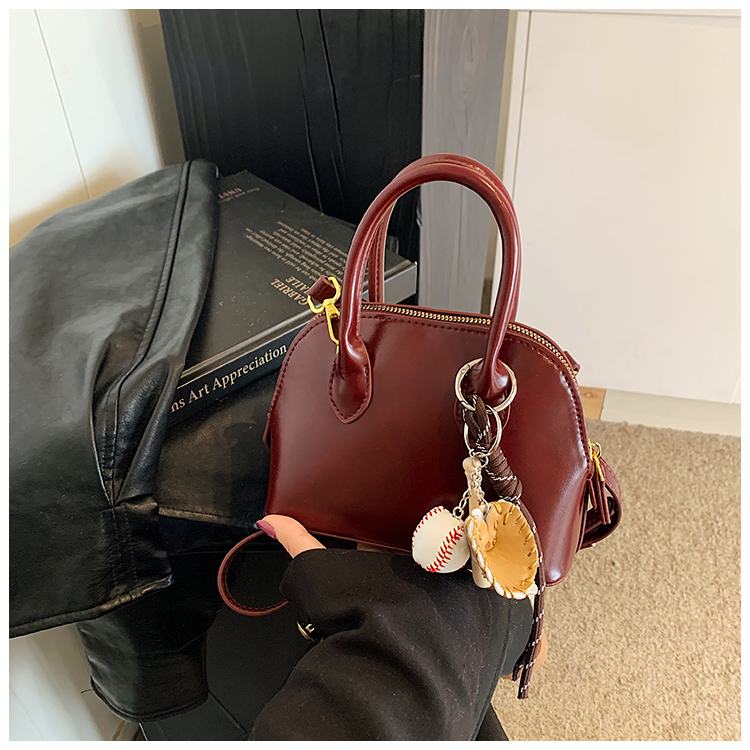 CR9133Maroon-5017