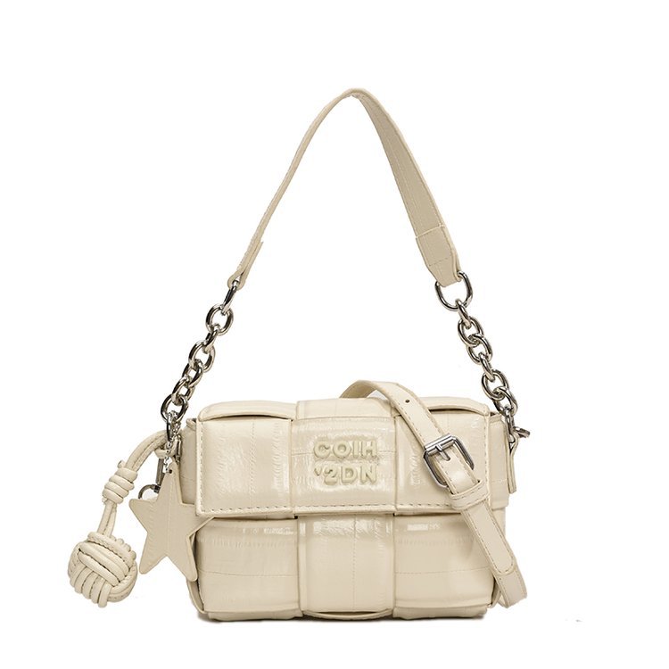 CR9139White-6695