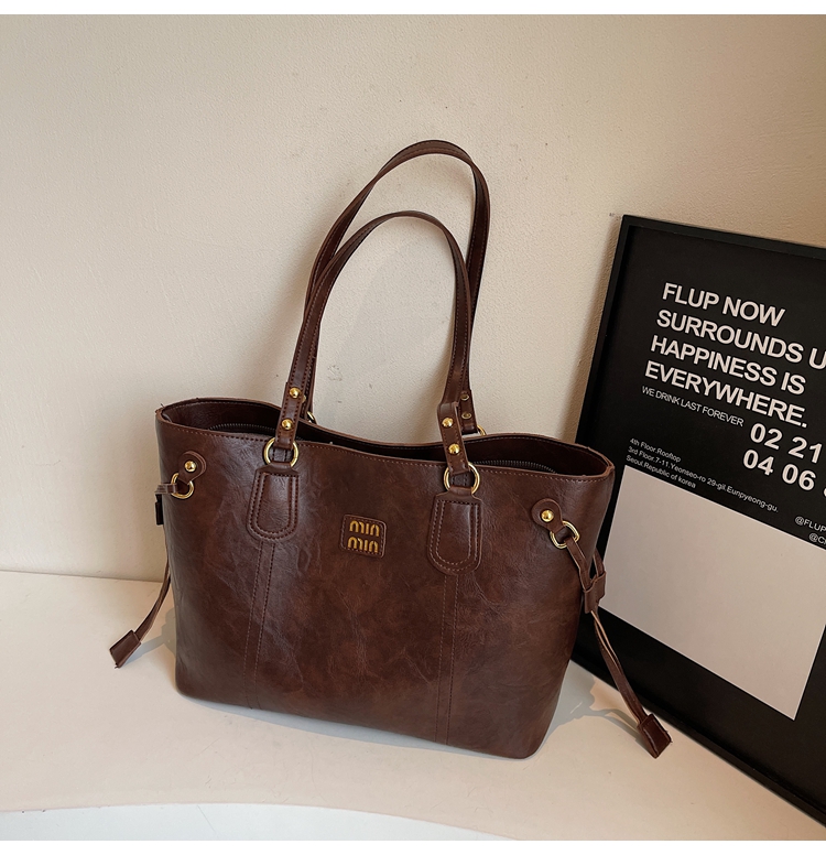 CR9347Brown-6172