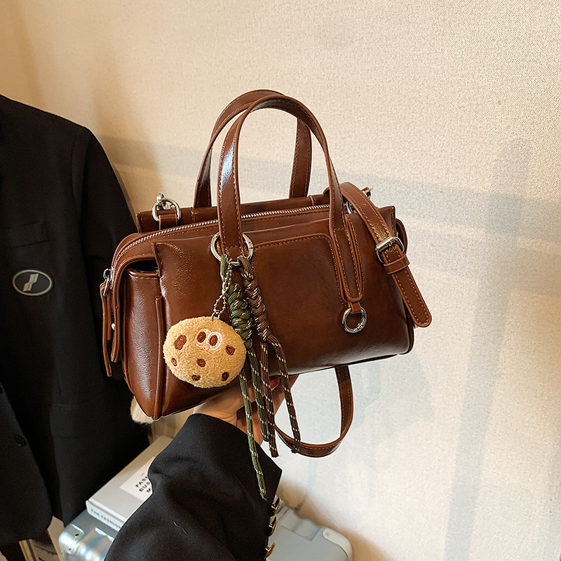 CR9370Brown-8003