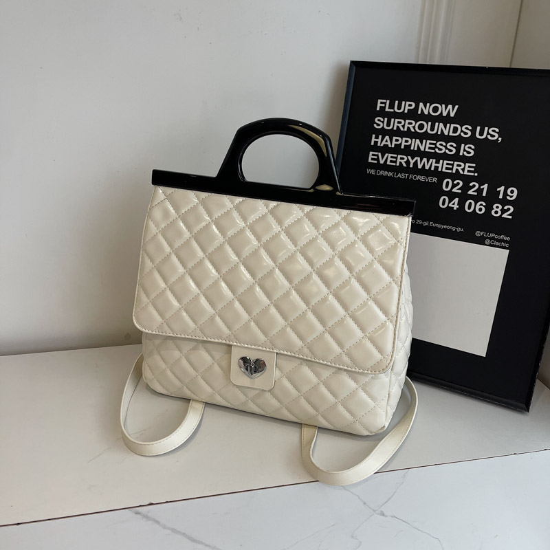 CR9374White-05059