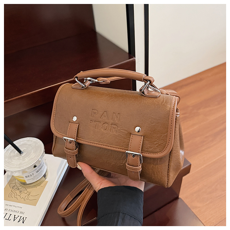 CR9383Brown-3076